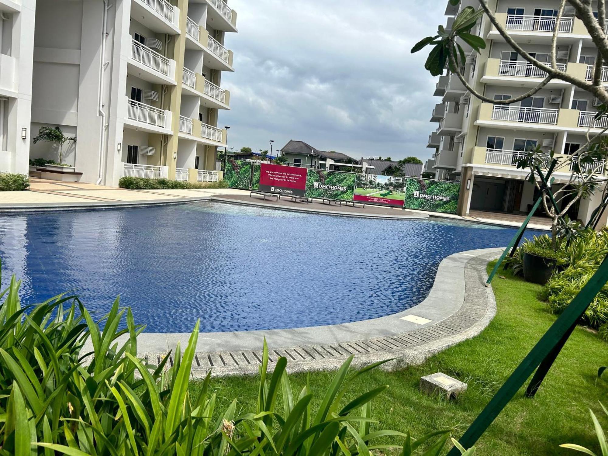 The Atherton Paranaque City Εξωτερικό φωτογραφία