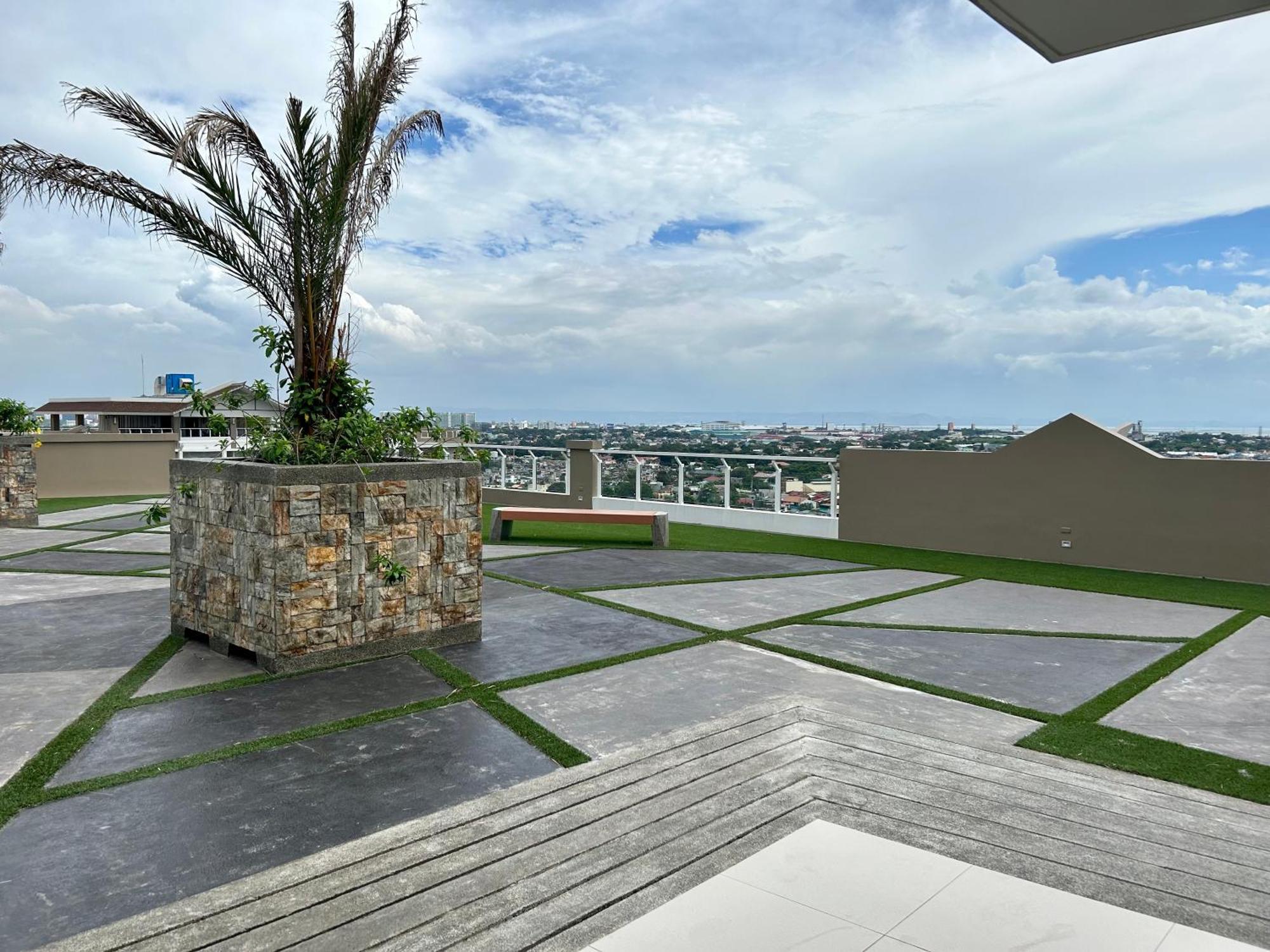 The Atherton Paranaque City Εξωτερικό φωτογραφία